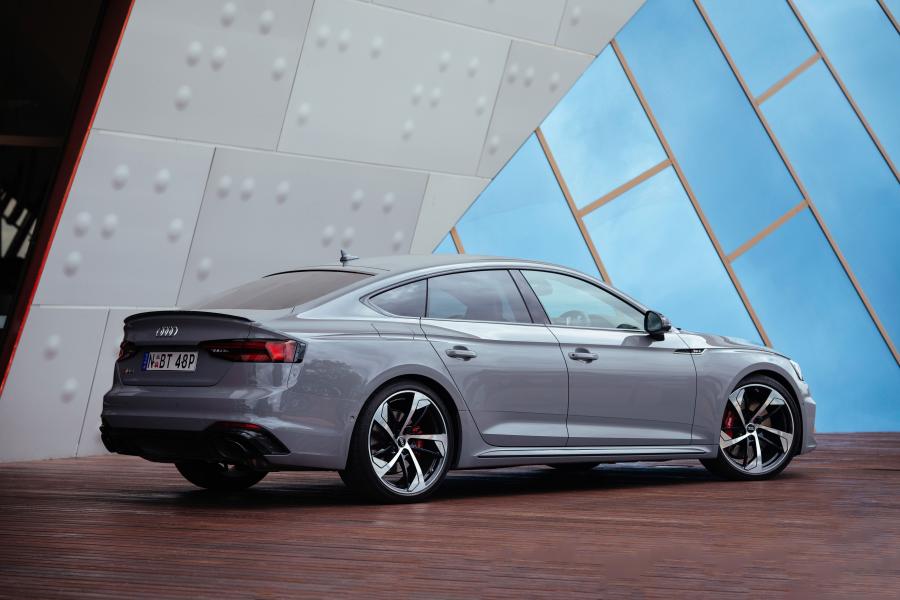  Audi RS5 Sportback 2019 года  (AU) (фото 27 из 40)